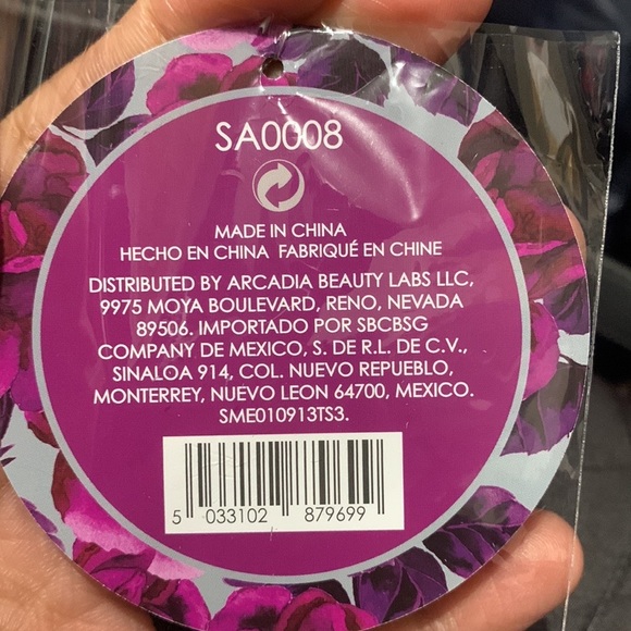 Holiday Weekender - Picture 4 of 4